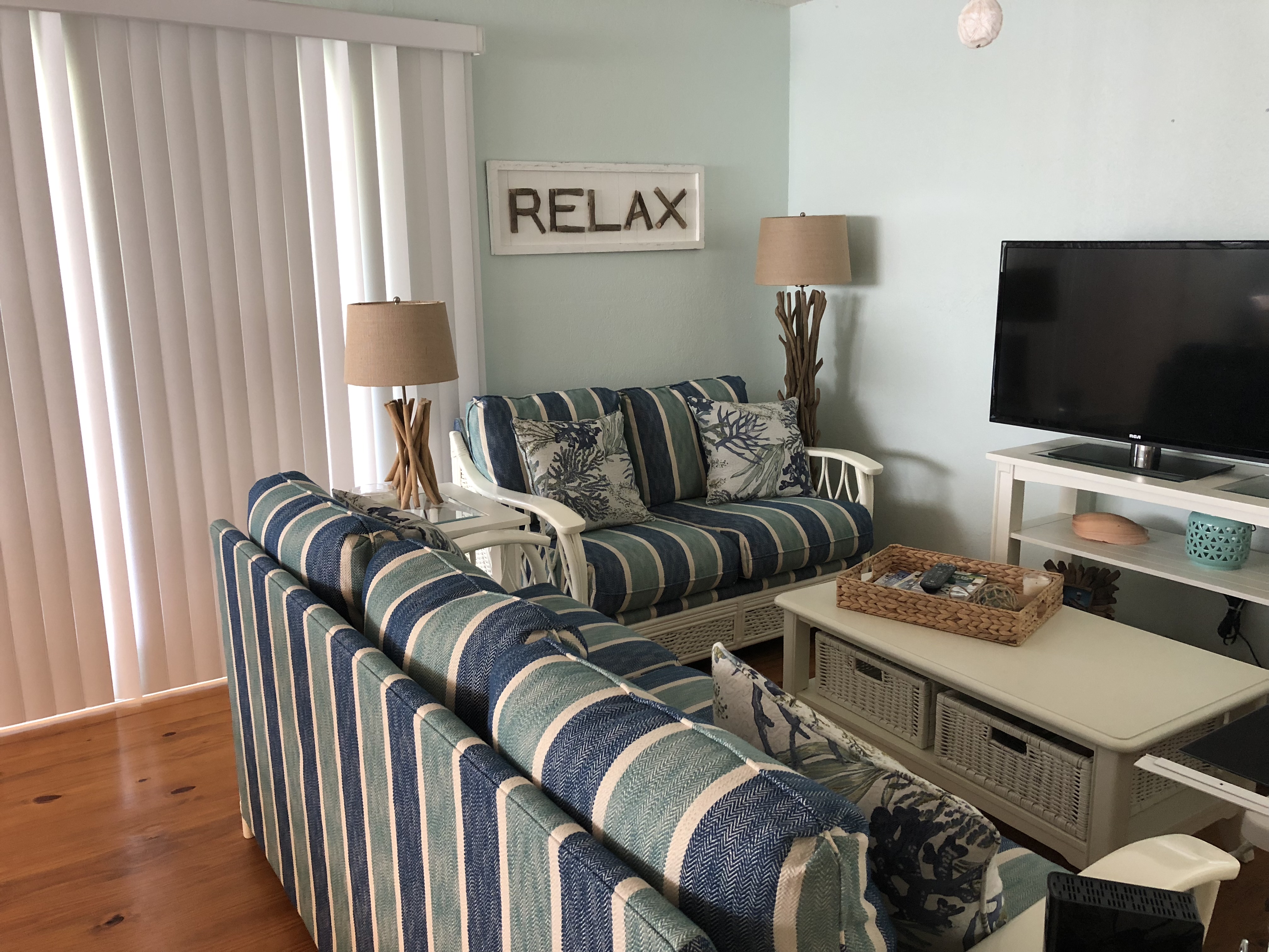 Crystal River Vacation Rental Waterfront Cottage