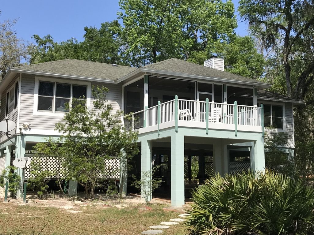 Bell Seasonal Rental Suwannee House